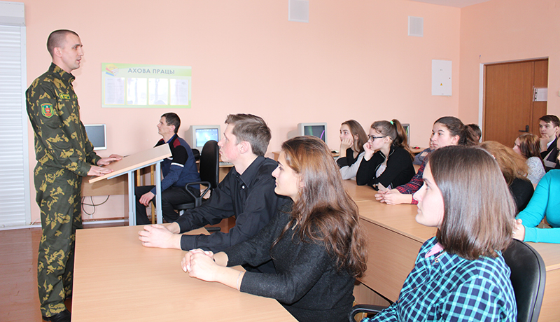 БРСМ совместно с представителями силовых структур посетили Видиборскую среднюю школу