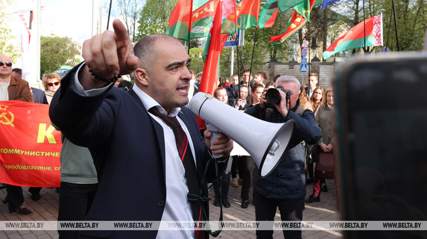 Гайдукевич на митинге у украинского посольства: мы не позволим плевать в Беларусь