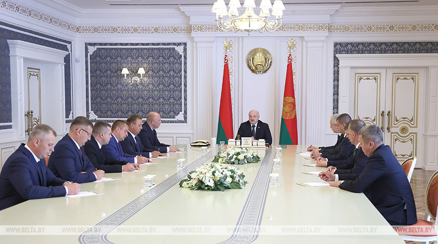 Лукашенко руководителям на местах: выдержать мы можем только при высокой организации дела - Новости Беларуси