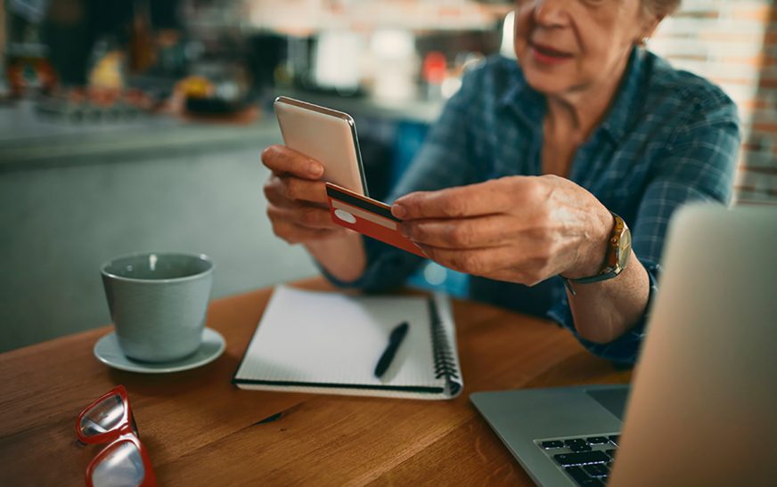 Пенсионерка из Волковыска копила на квартиру, но отдала $35 тысяч «кавалерам» из TikTok