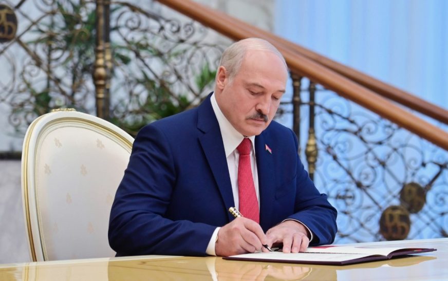 Президент Беларуси 3 ноября подписал Указ о важнейших прогнозах развития страны на 2026 год