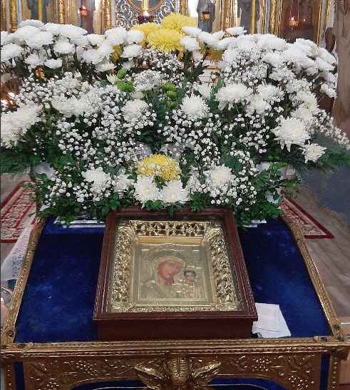 Православные отмечают День Казанской иконы Божией Матери