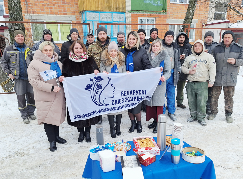 Согревая в стужу