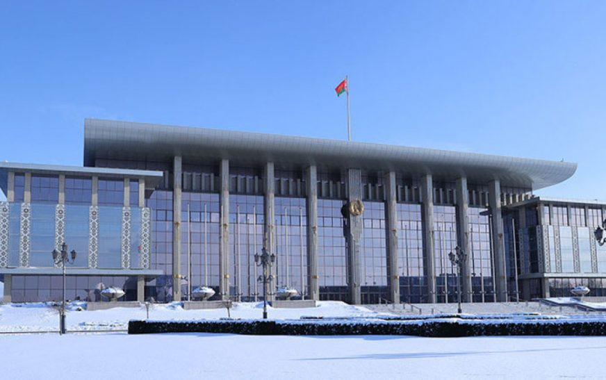 Президент Беларуси Александр Лукашенко поздравил Эмира Государства Кувейт шейха Мишааля аль-Ахмеда аль-Джабера ас-Сабаха и Наследного принца этой страны с Национальным днем.