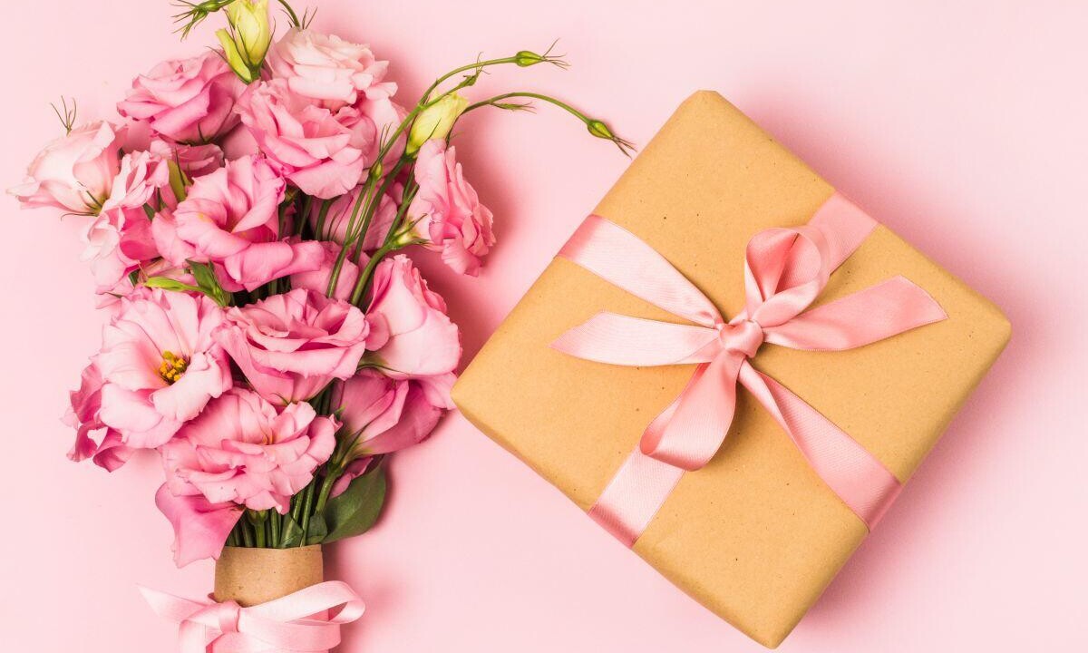Гайд по выбору подарка на 8 марта 2026, который запомнят